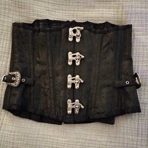 cinch waisted corset